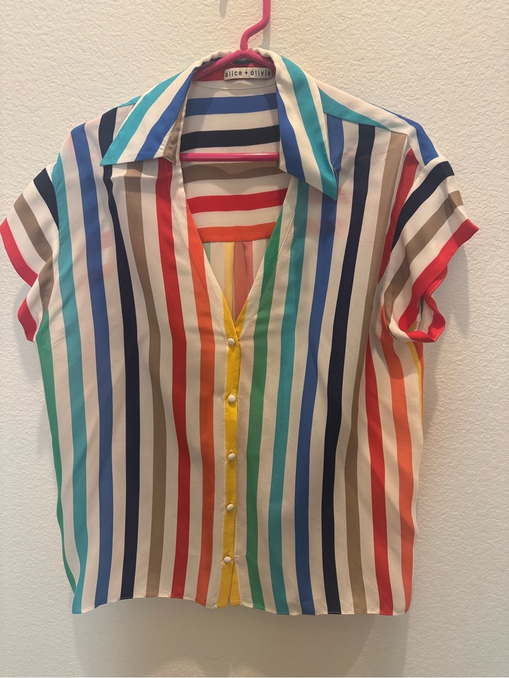 Alice + Olivia Striped Short Sleeve Top in Blue, Navy, White
